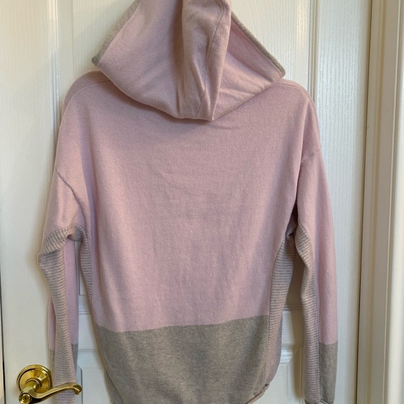 Prana Pink & Gray Hooded light weight sweater sz sm. Soft cotton cashmere blend - Picture 3 of 6
